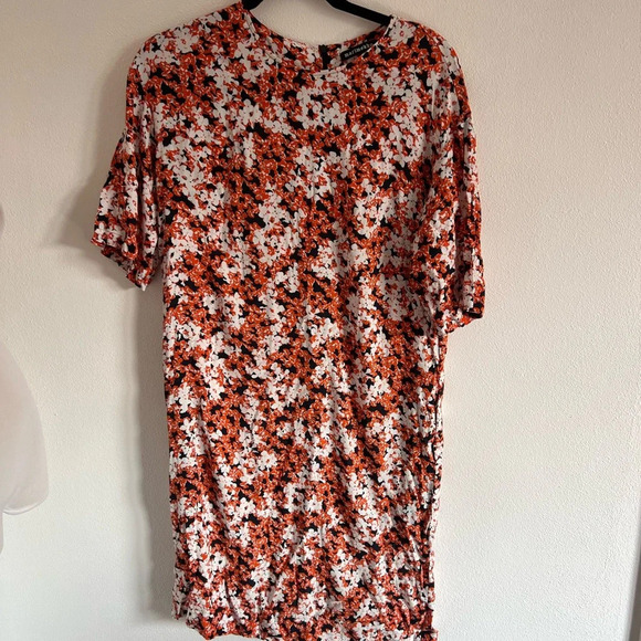 Marimekko Daisy Poppy Dress, size 38 - Picture 3 of 6